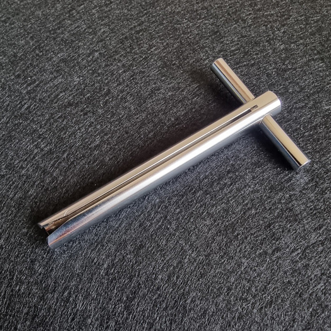 Tubenschlüssel verchromt